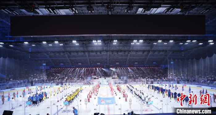 2024上海合作組織冰球比賽開幕式在哈爾濱冰球館舉行。王成龍 攝