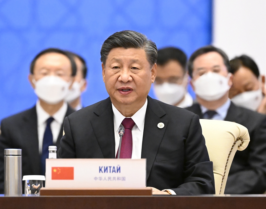当地时间9月16日，国家主席习近平在撒马尔罕国际会议中心出席上海合作组织成员国元首理事会第二十二次会议并发表重要讲话。 新华社记者 李学仁 摄
